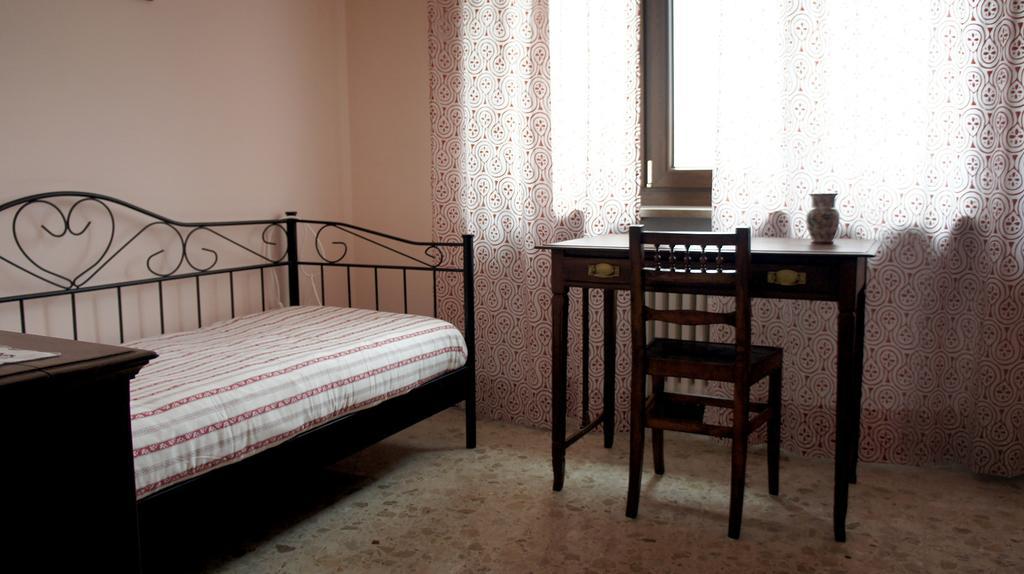 Il Piccione Viaggiatore Banchette D'Ivrea Room photo